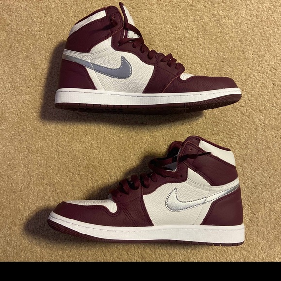 Jordan 1 Bordeaux high OG - Picture 4 of 5